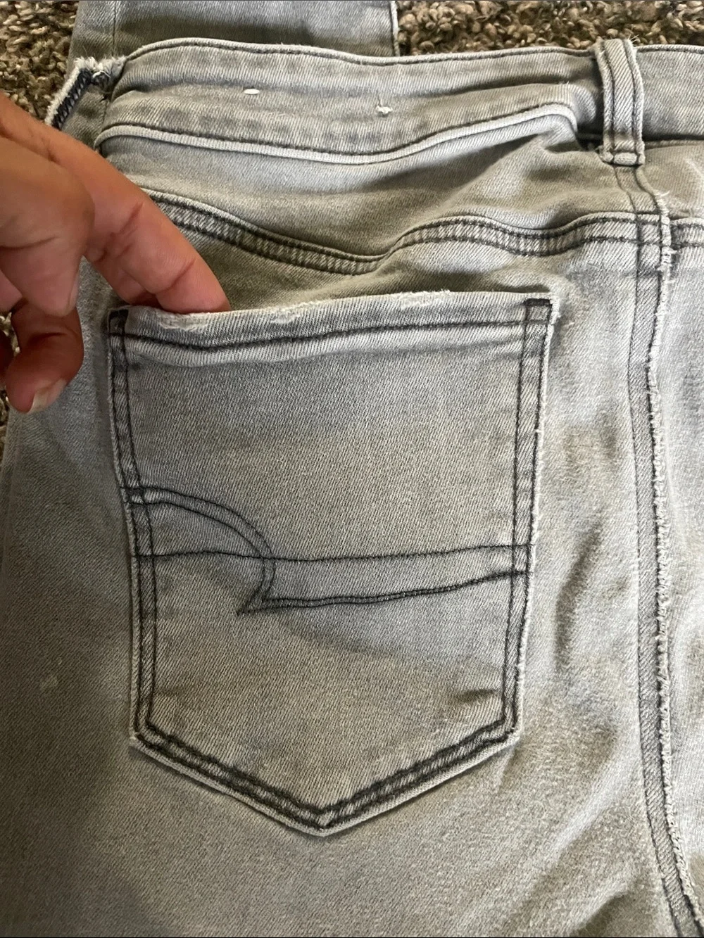 American Eagle Outfitters Light Gray Ripped Skinny Jeans